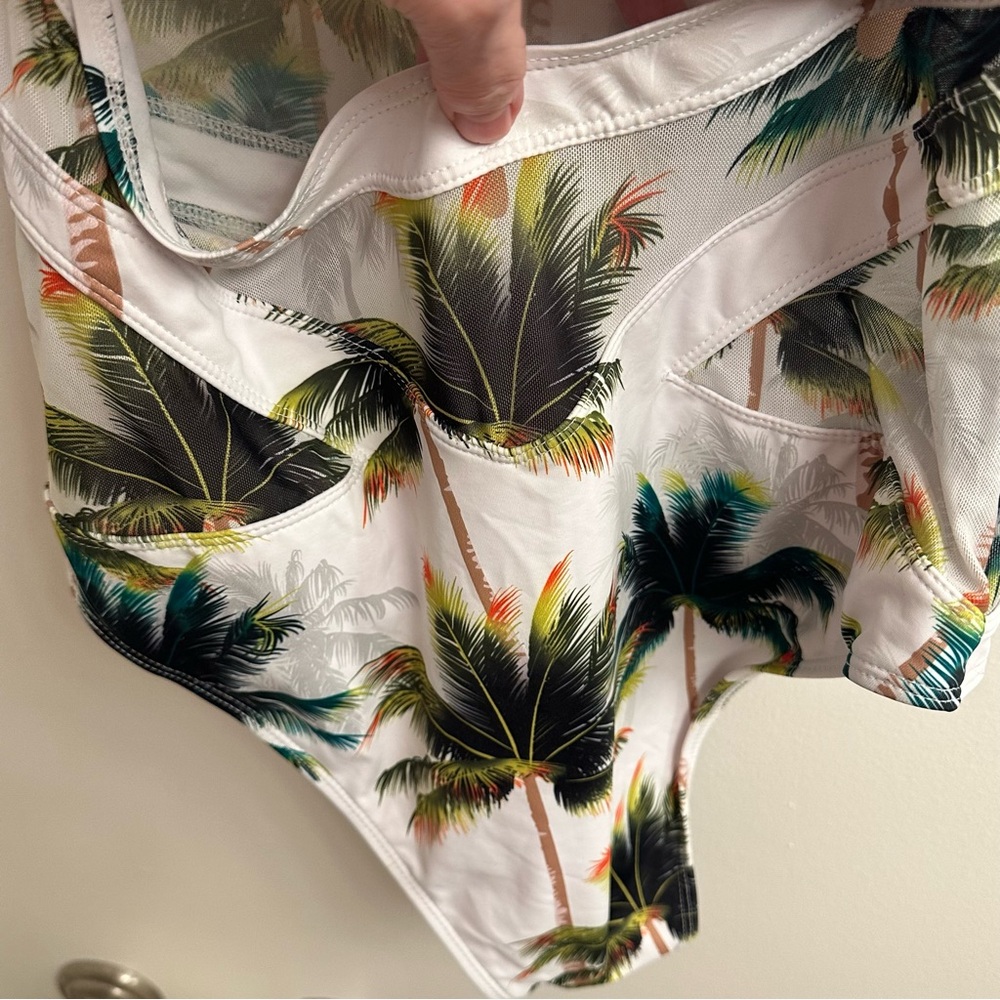 Riversong Backless One Piece Coconut Tropical Palm Tree Swimsuit White SZ XL - Picture 10 of 13